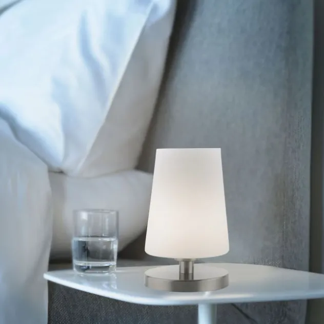 LED-Tischleuchte, weiß-stahl, mit dezentem Lampenschirm, inkl. Touchdimmer